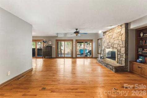 10 Thornwood Court Clover SC 29710