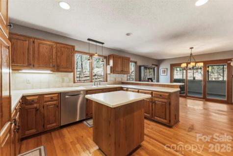 10 Thornwood Court Clover SC 29710