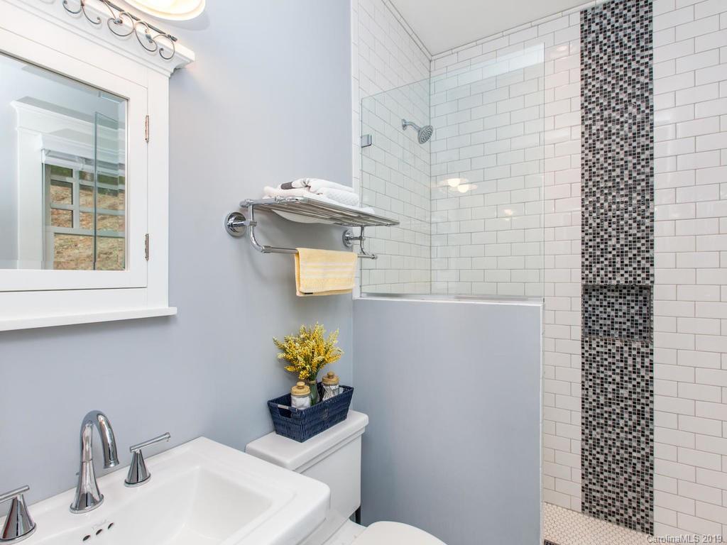 57 Nader Avenue Weaverville NC 28787