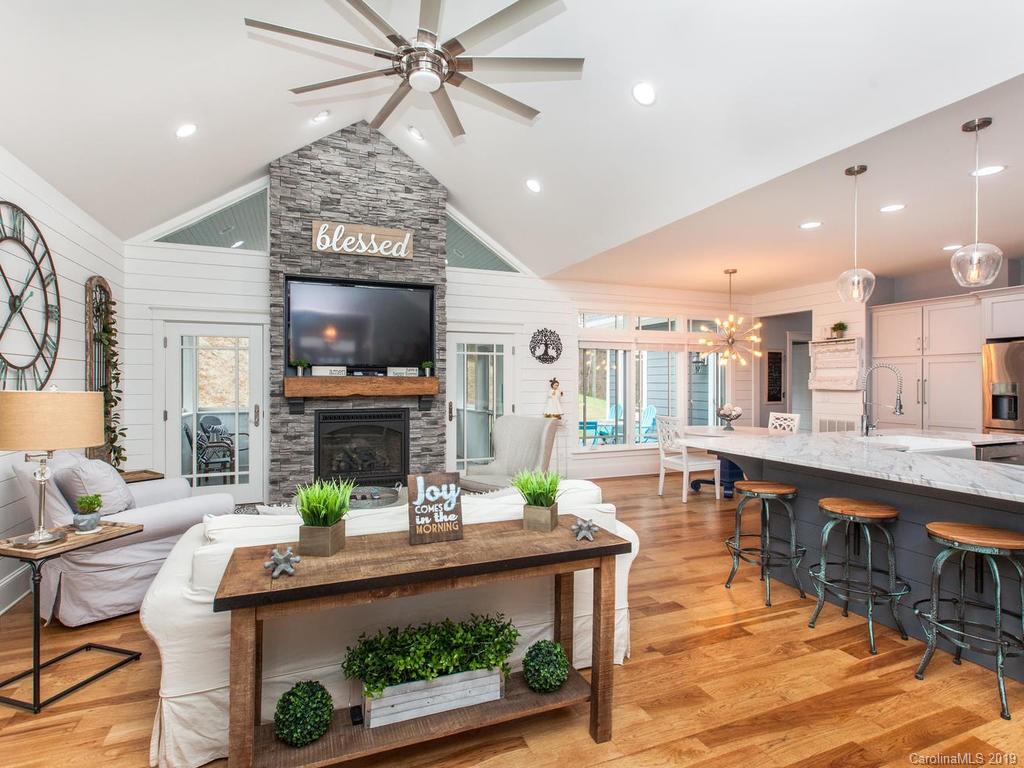 57 Nader Avenue Weaverville NC 28787
