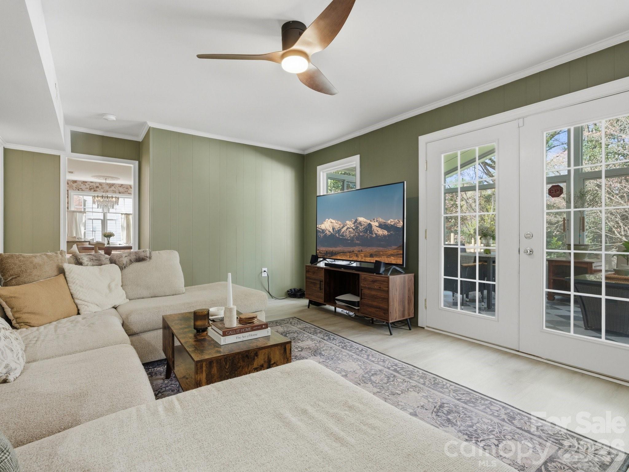 9234 Covedale Drive Charlotte NC 28270
