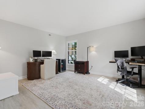 9234 Covedale Drive Charlotte NC 28270
