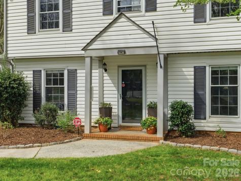 9234 Covedale Drive Charlotte NC 28270