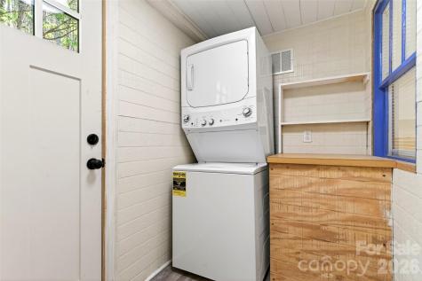 488 Cad Campbell Road Bakersville NC 28705