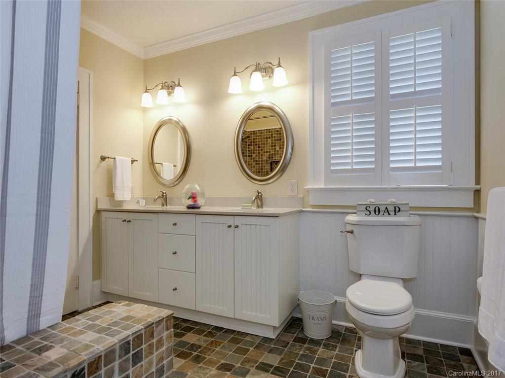 2015 Dilworth Road W Charlotte NC 28203