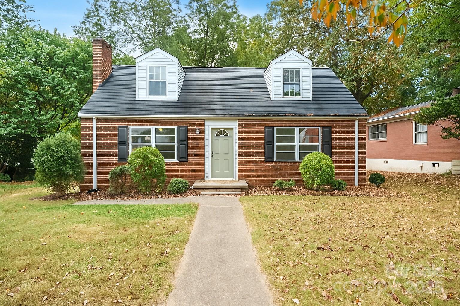 1261 Elizabeth Avenue Statesville NC 28677