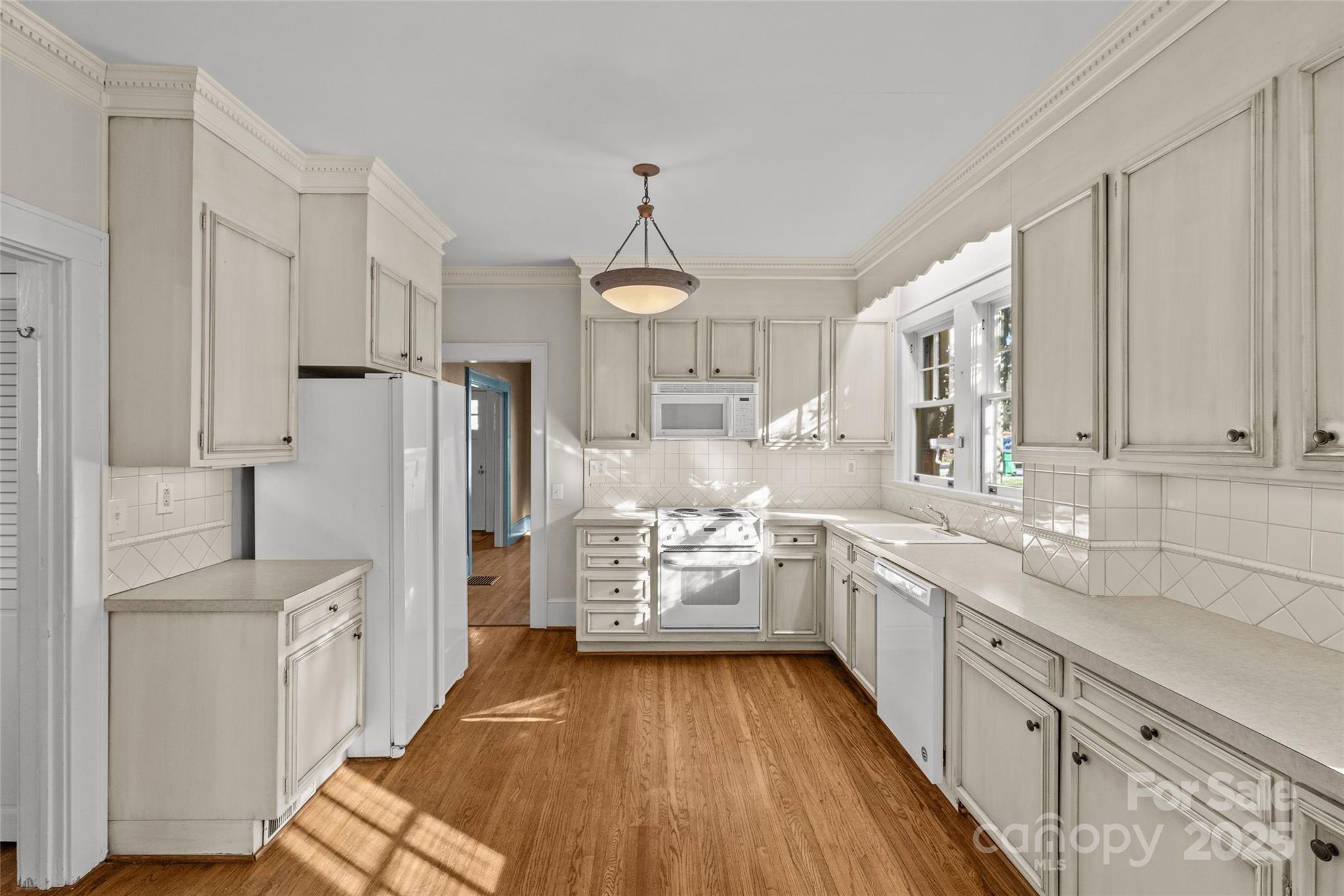 243 Ridgewood Avenue Charlotte NC 28209