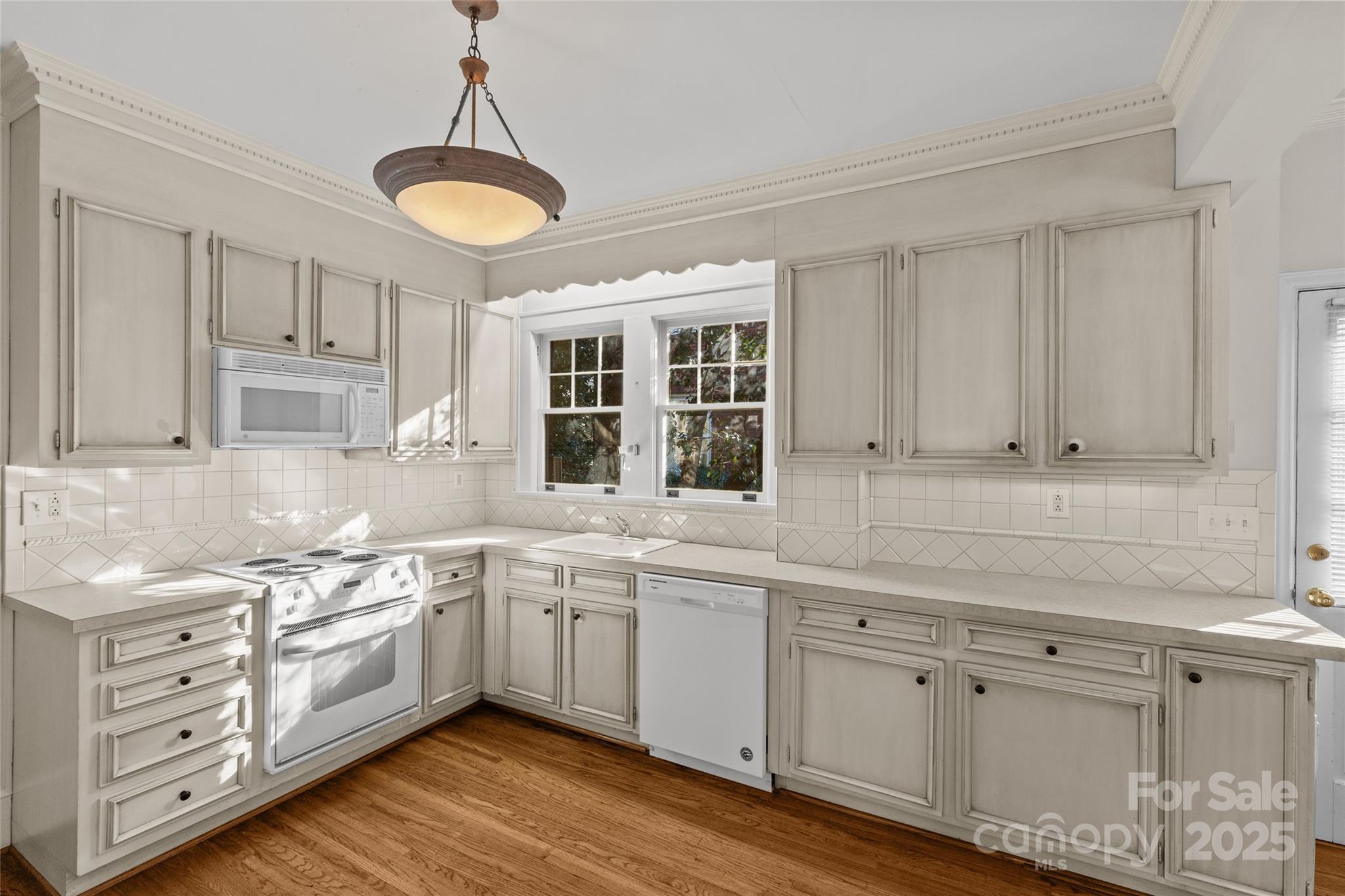 243 Ridgewood Avenue Charlotte NC 28209