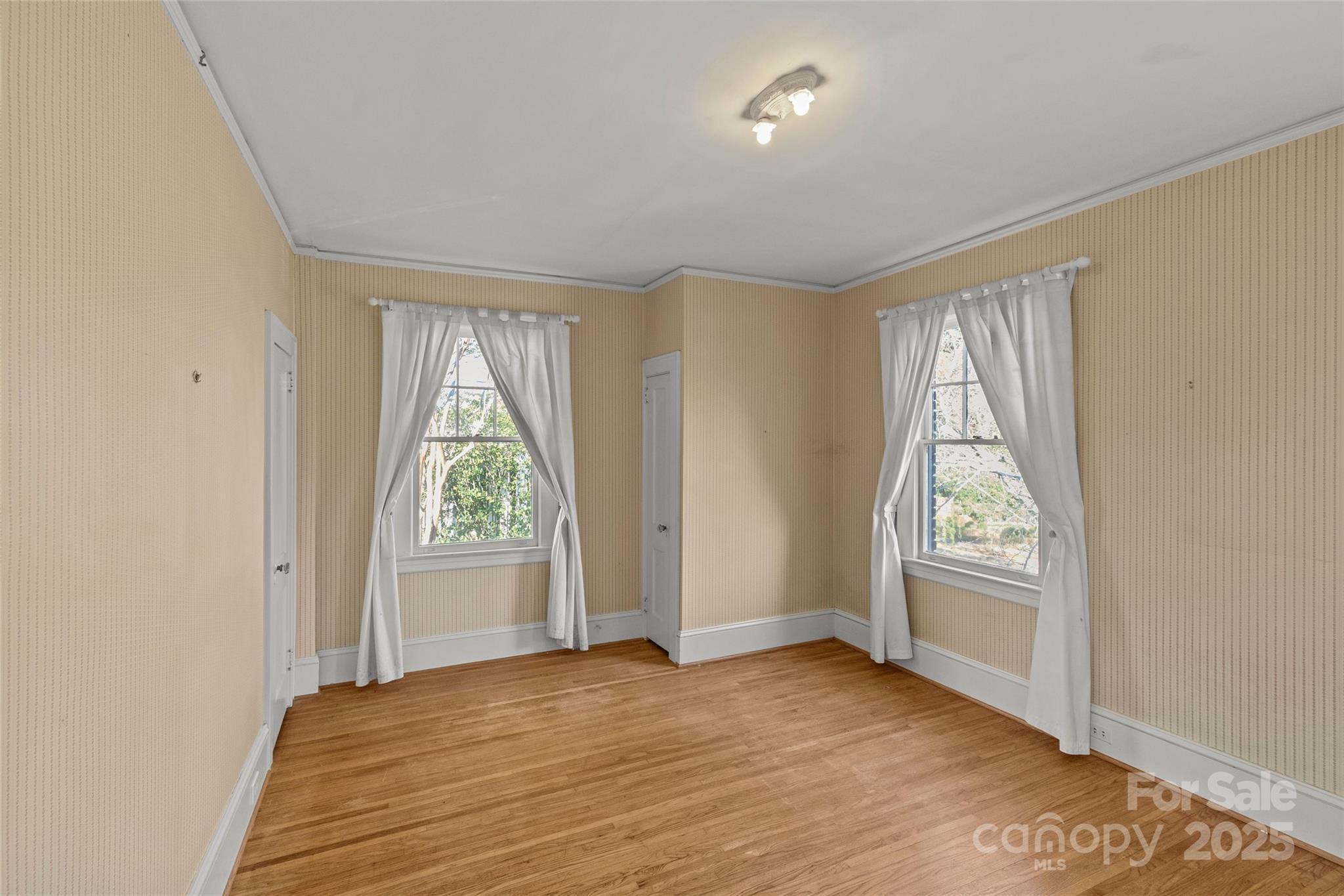 243 Ridgewood Avenue Charlotte NC 28209