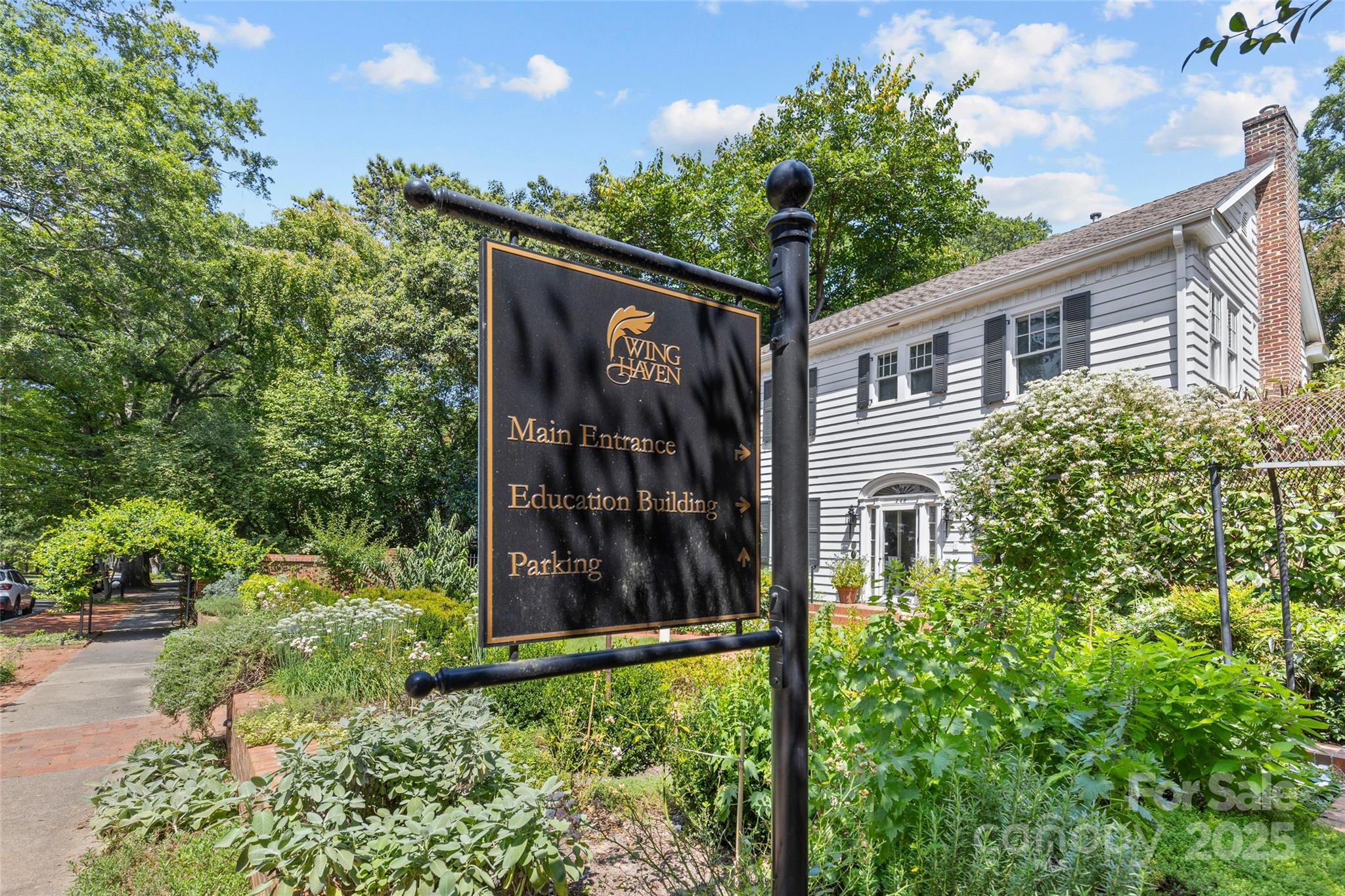 243 Ridgewood Avenue Charlotte NC 28209