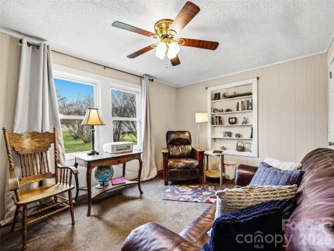 55 Pressley Avenue Brevard NC 28712