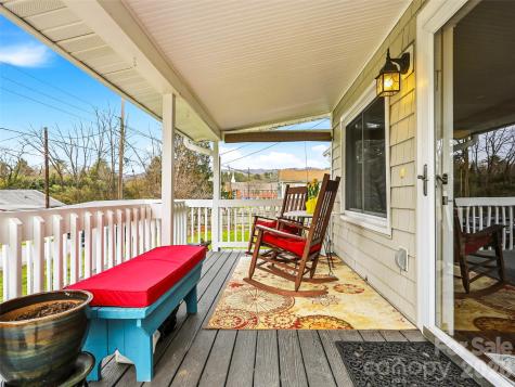 55 Pressley Avenue Brevard NC 28712