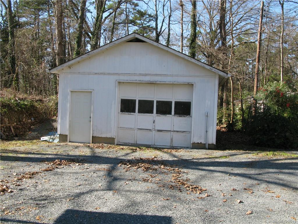 2314 Laura Drive Charlotte NC 28212