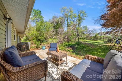 4 Austin Drive Asheville NC 28805