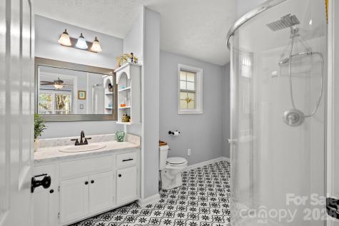 4 Austin Drive Asheville NC 28805