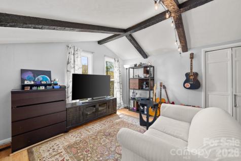 4 Austin Drive Asheville NC 28805
