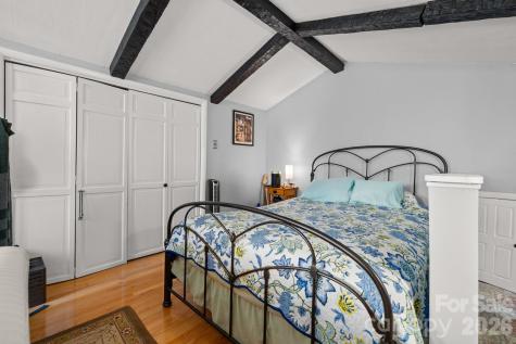 4 Austin Drive Asheville NC 28805