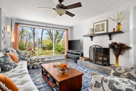 4 Austin Drive Asheville NC 28805