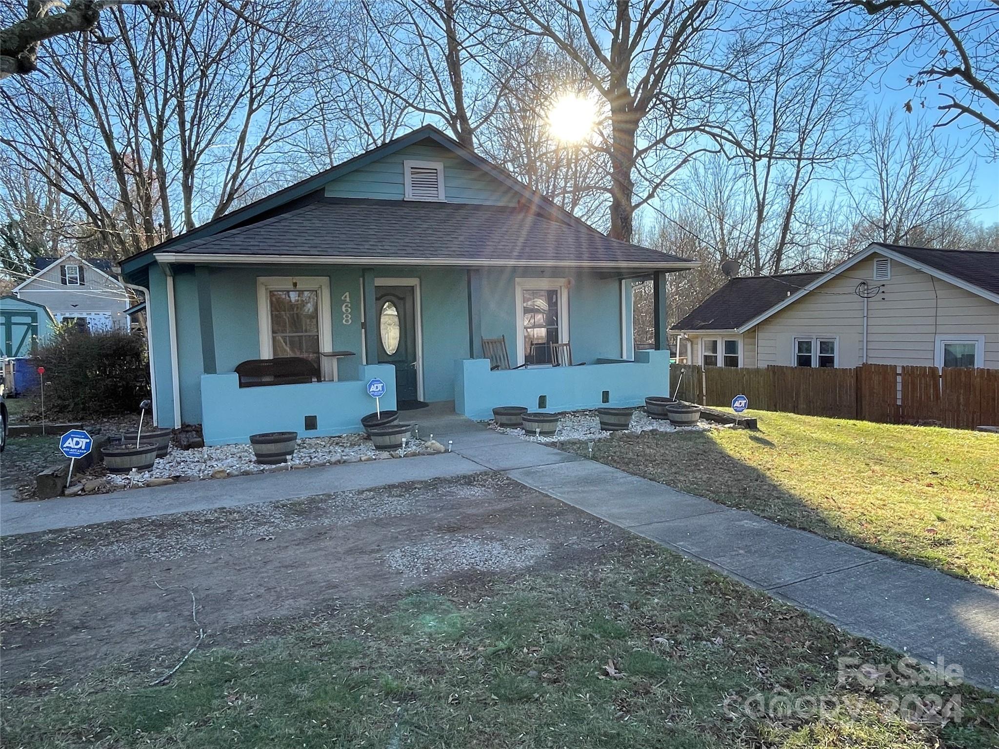 468 Deaverview Road Asheville NC 28806