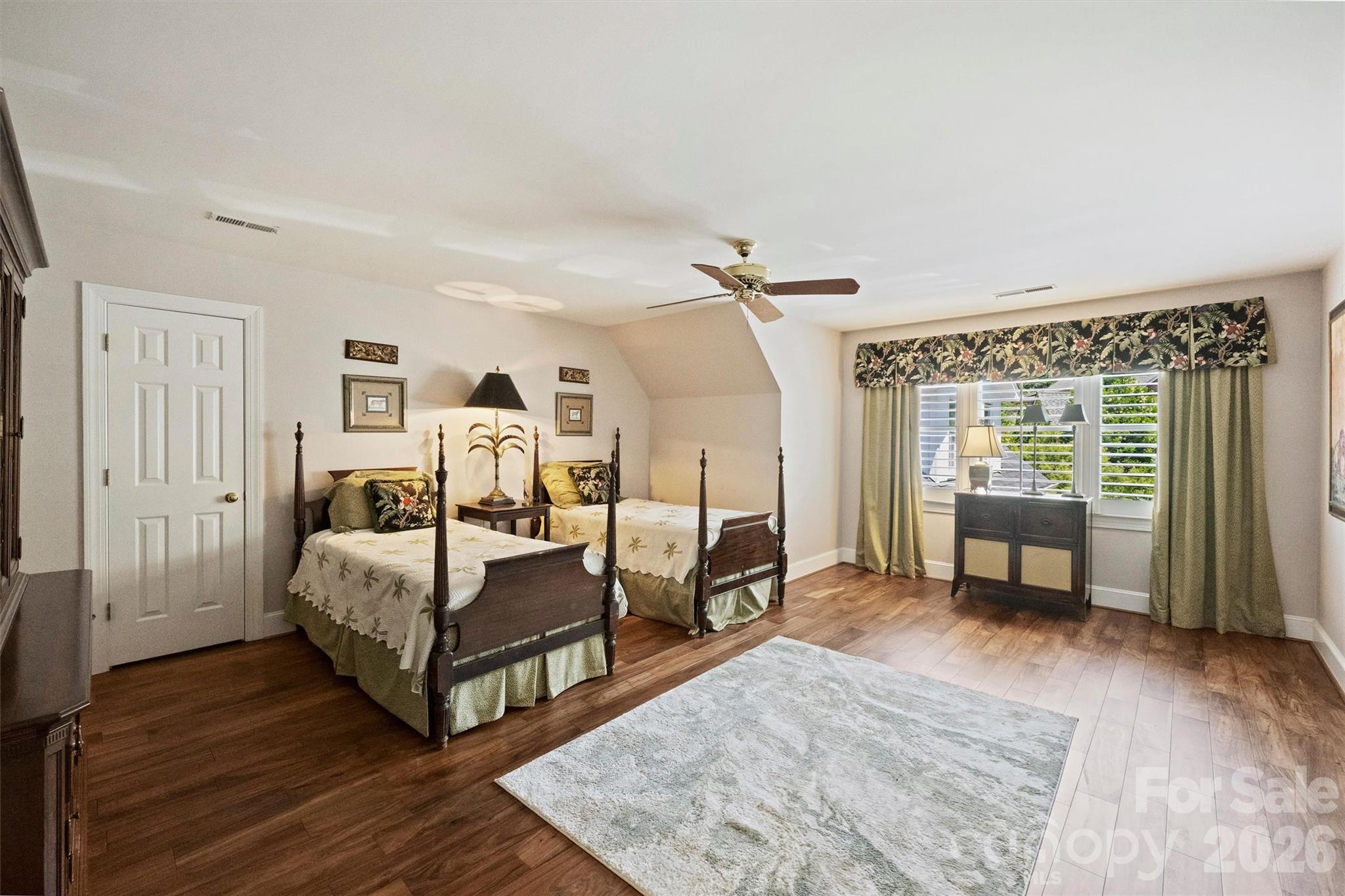 3747 Moorland Drive Charlotte NC 28226