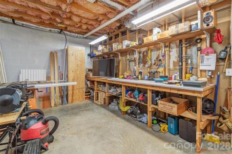 46 Valley Drive Weaverville NC 28787