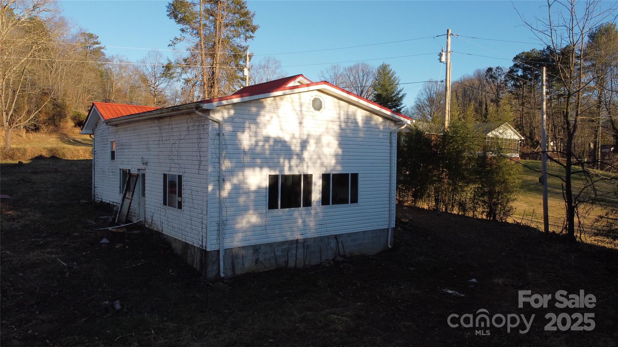 98 Lower Glady Fork Road Candler NC 28715