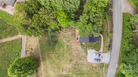 132 Connestee Road Brevard NC 28712