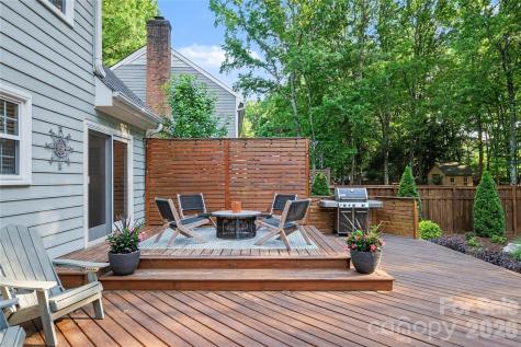 10428 South Hall Drive Charlotte NC 28270