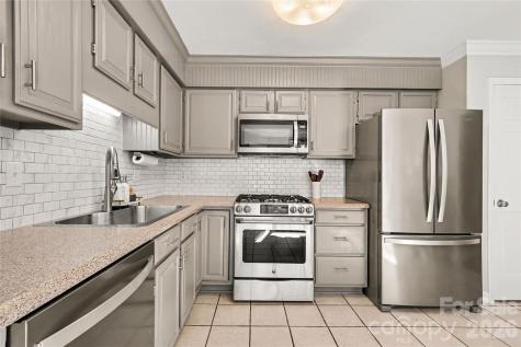 10428 South Hall Drive Charlotte NC 28270