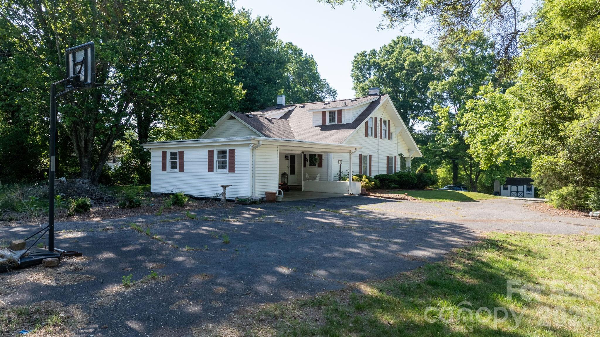 144 Hunter Bridge Road Stony Point NC 28678