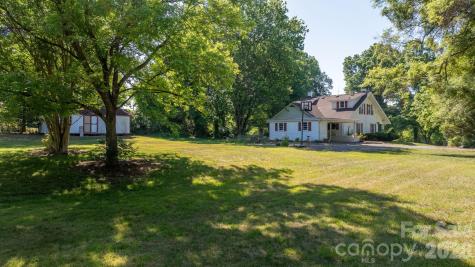 144 Hunter Bridge Road Stony Point NC 28678