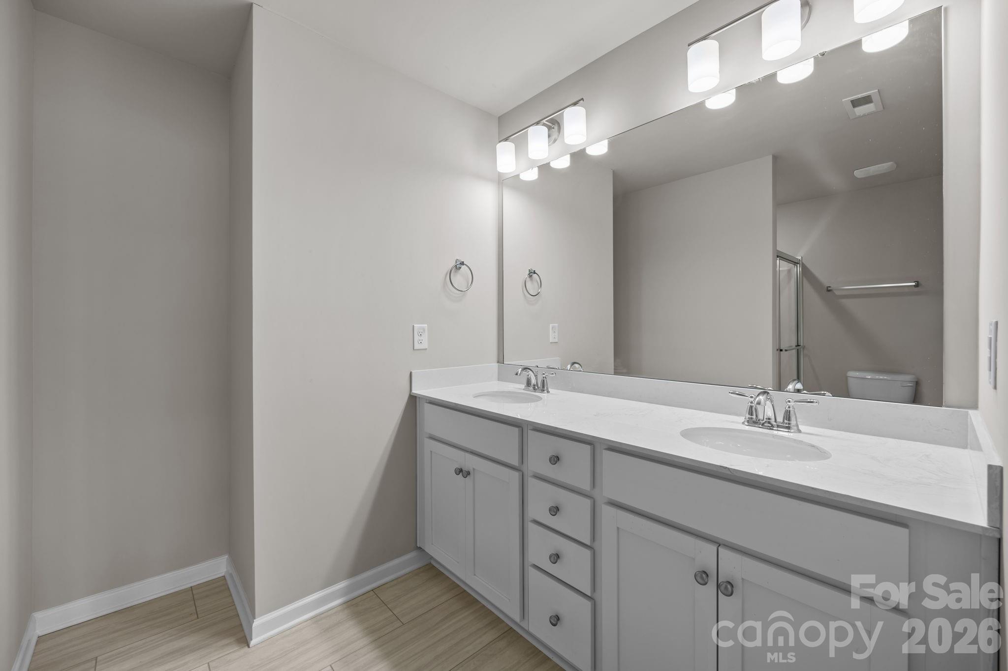 8105 Alderton Lane Charlotte NC 28215