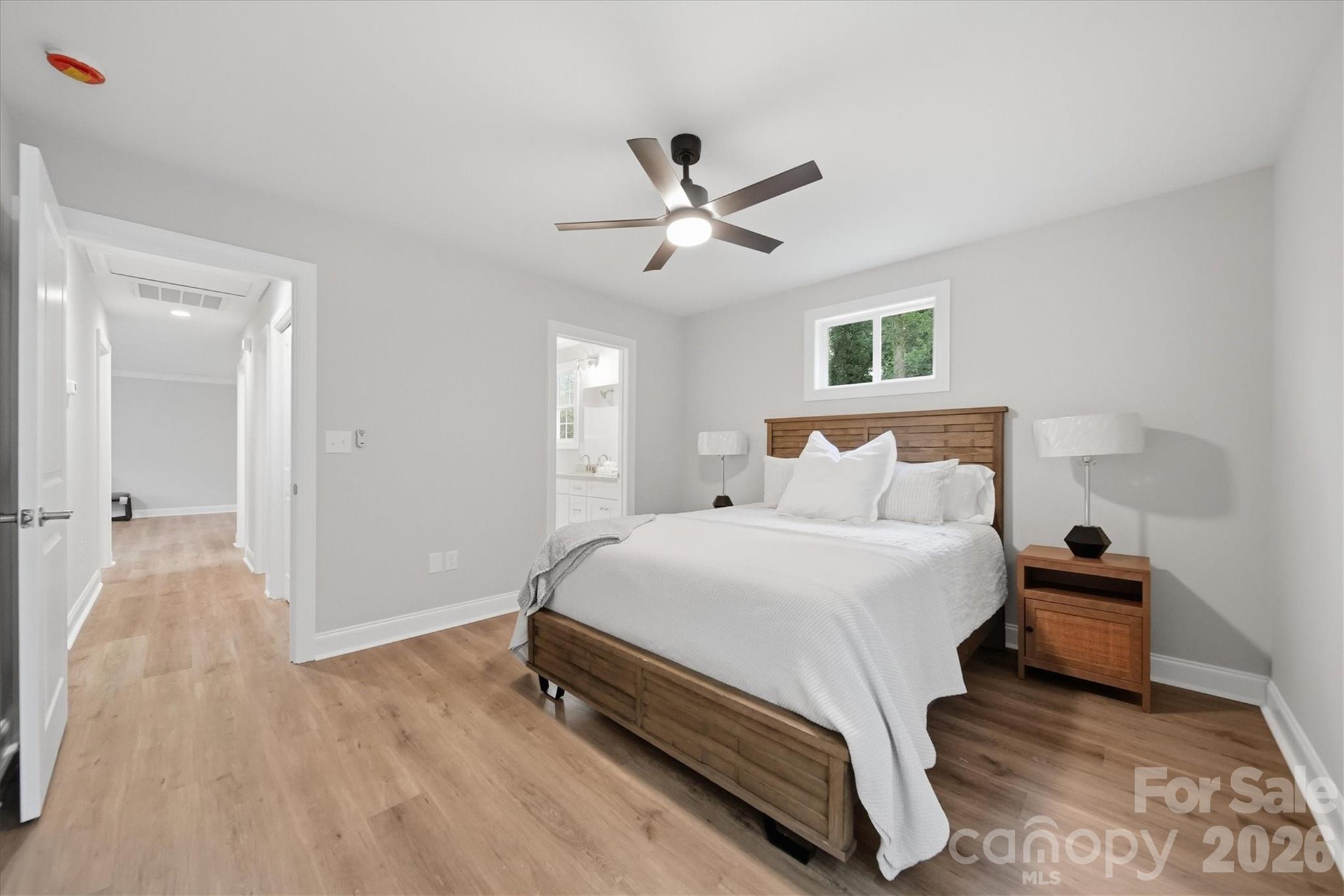 1298 18th Street NE Hickory NC 28601