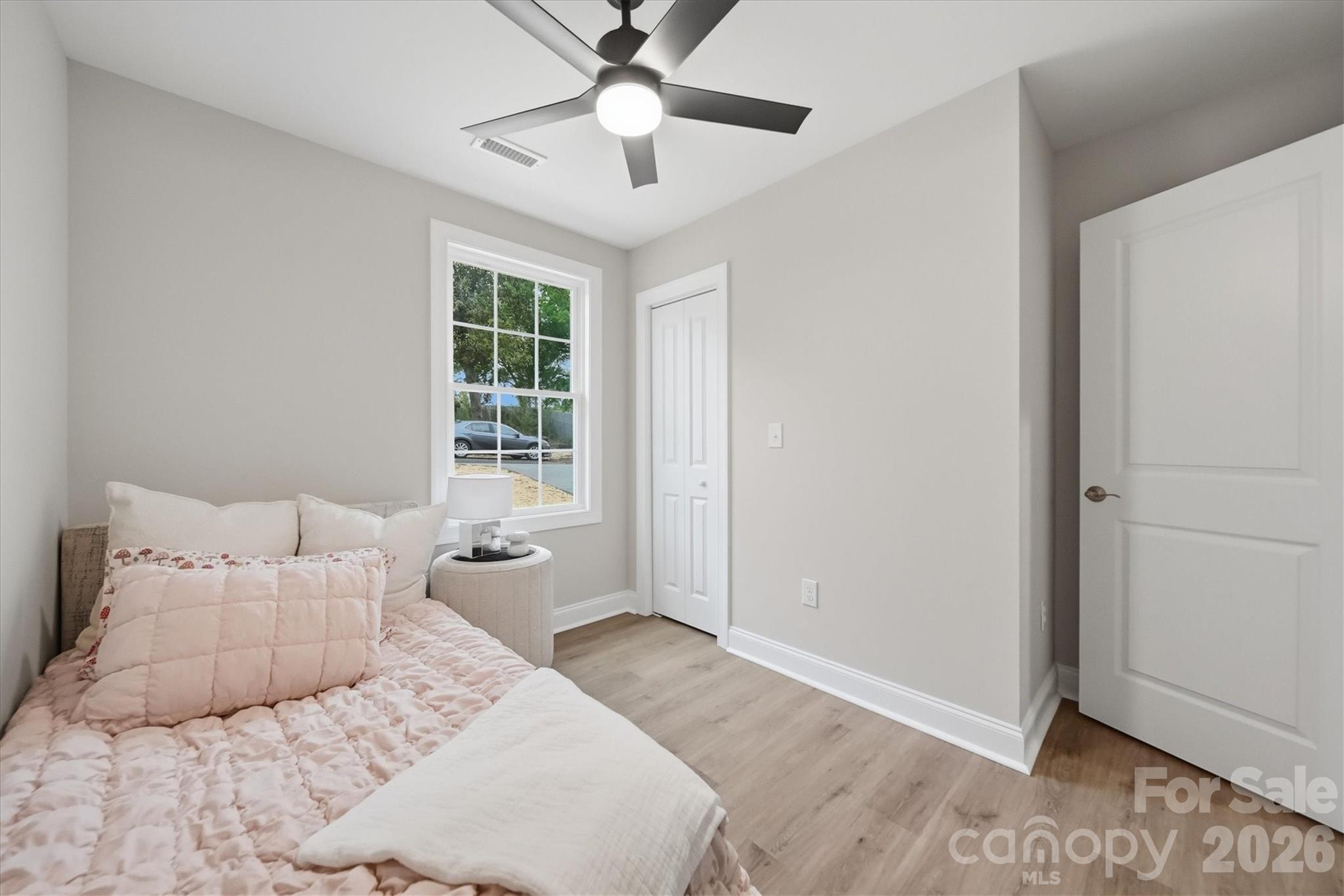 1298 18th Street NE Hickory NC 28601