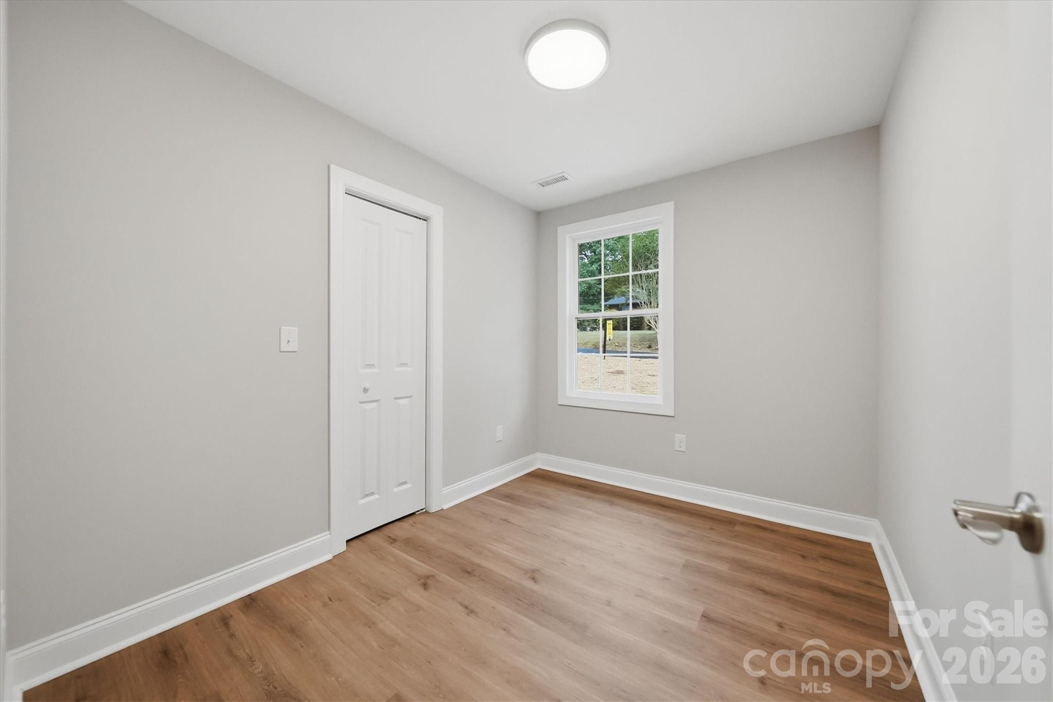 1298 18th Street NE Hickory NC 28601
