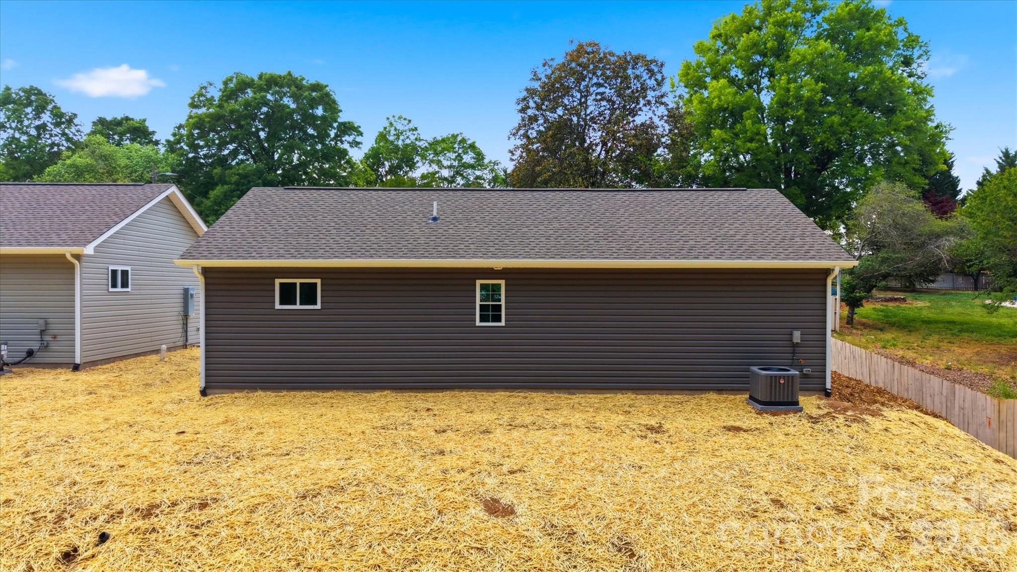 1298 18th Street NE Hickory NC 28601