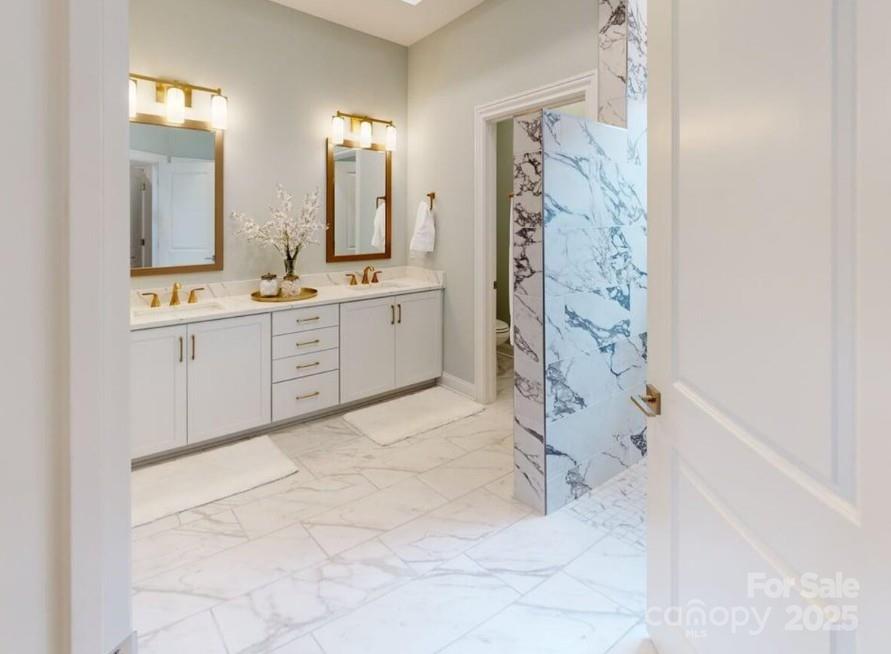 4172 Creek Bridge Circle Charlotte NC 28213