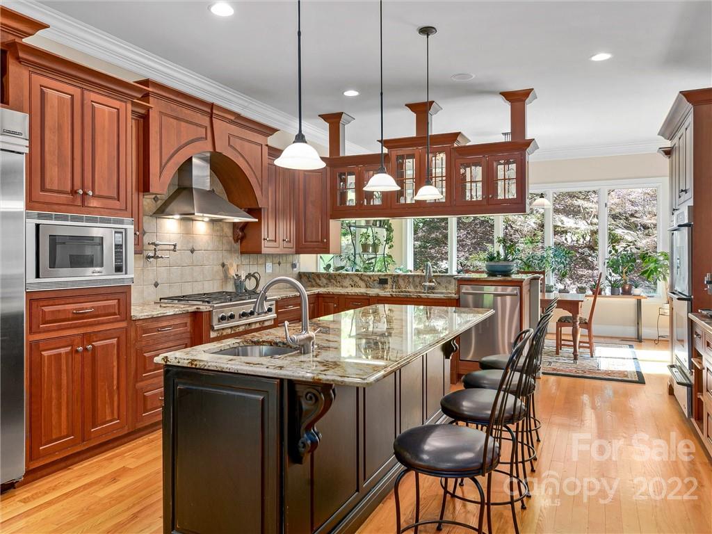 4 Greenwood Place Asheville NC 28803