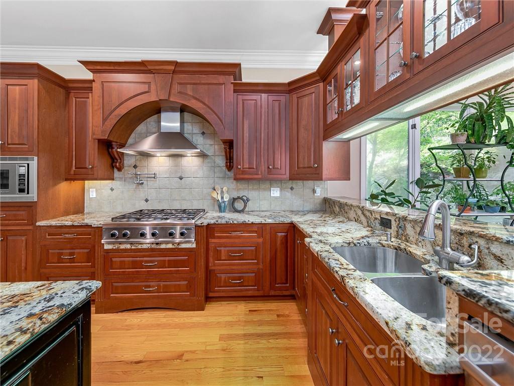 4 Greenwood Place Asheville NC 28803