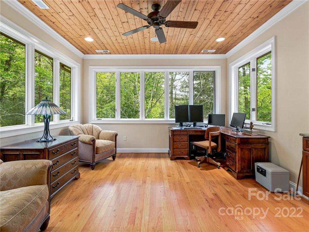 4 Greenwood Place Asheville NC 28803