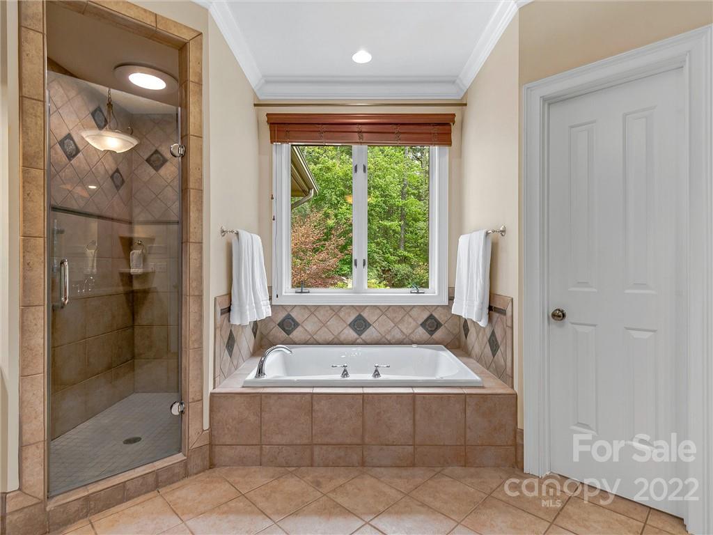 4 Greenwood Place Asheville NC 28803