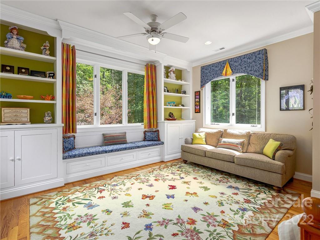 4 Greenwood Place Asheville NC 28803