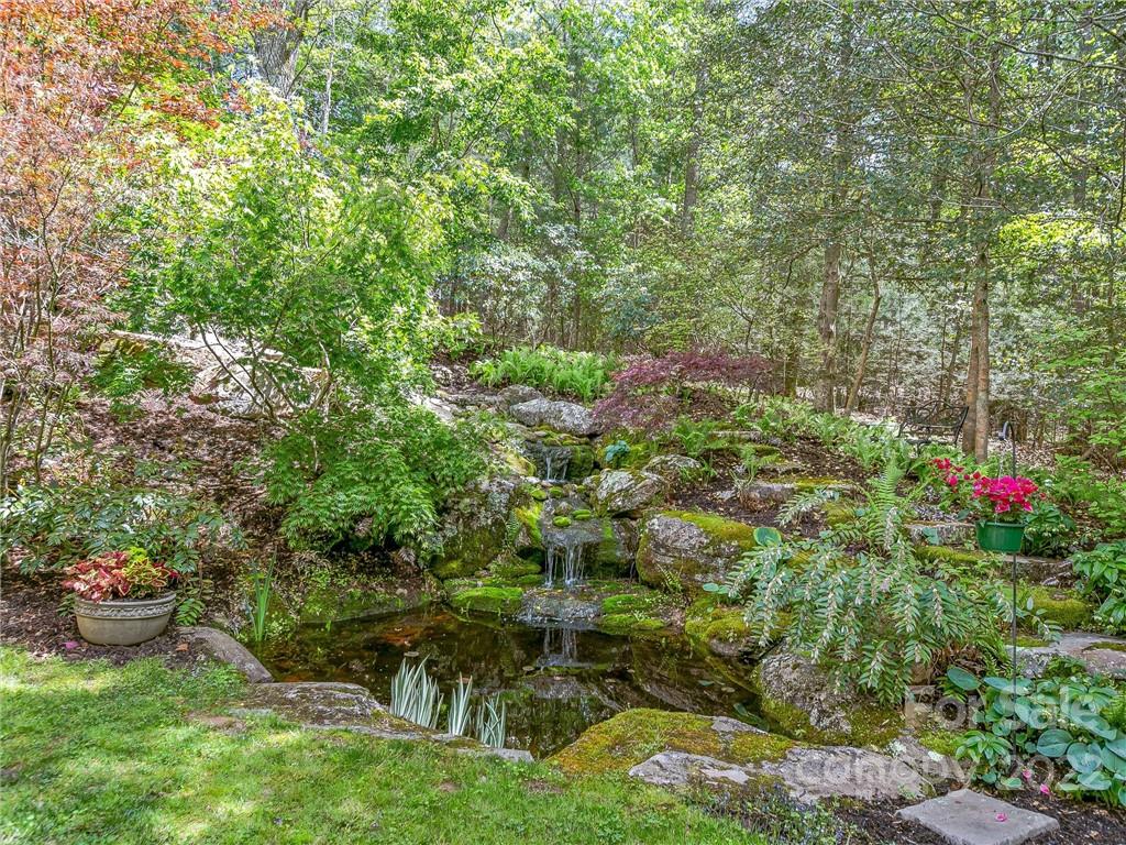 4 Greenwood Place Asheville NC 28803