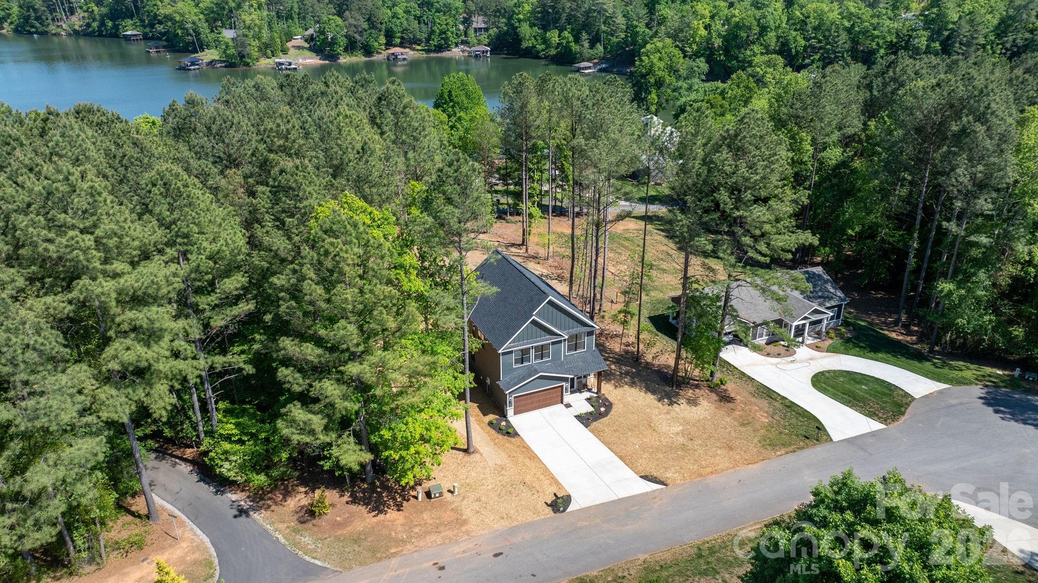 5256 Whitewater Drive Hickory NC 28601
