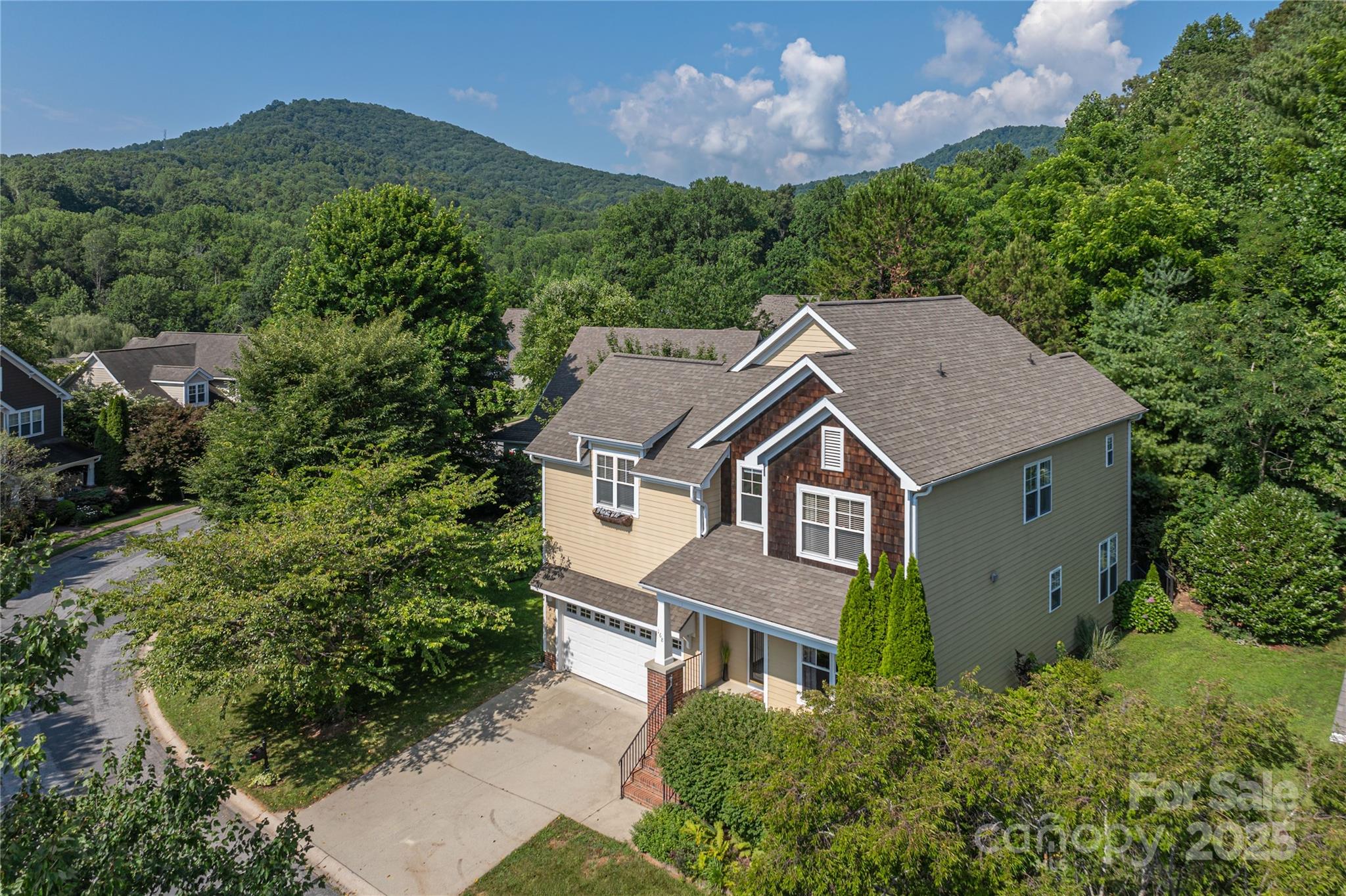 168 Carolina Bluebird Loop Arden NC 28704