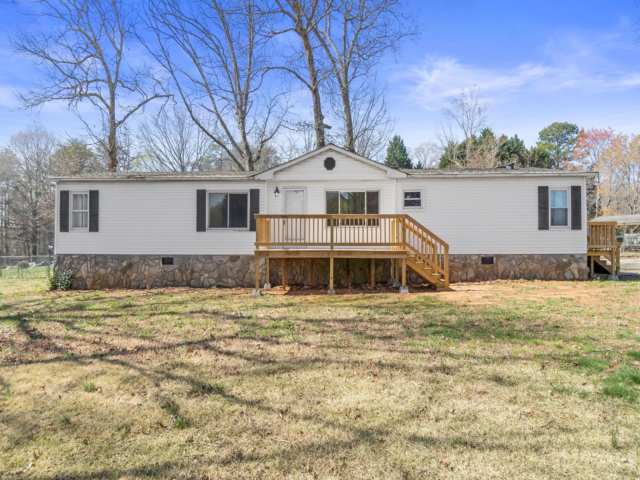 2759 Orangewood Lane Newton NC 28658