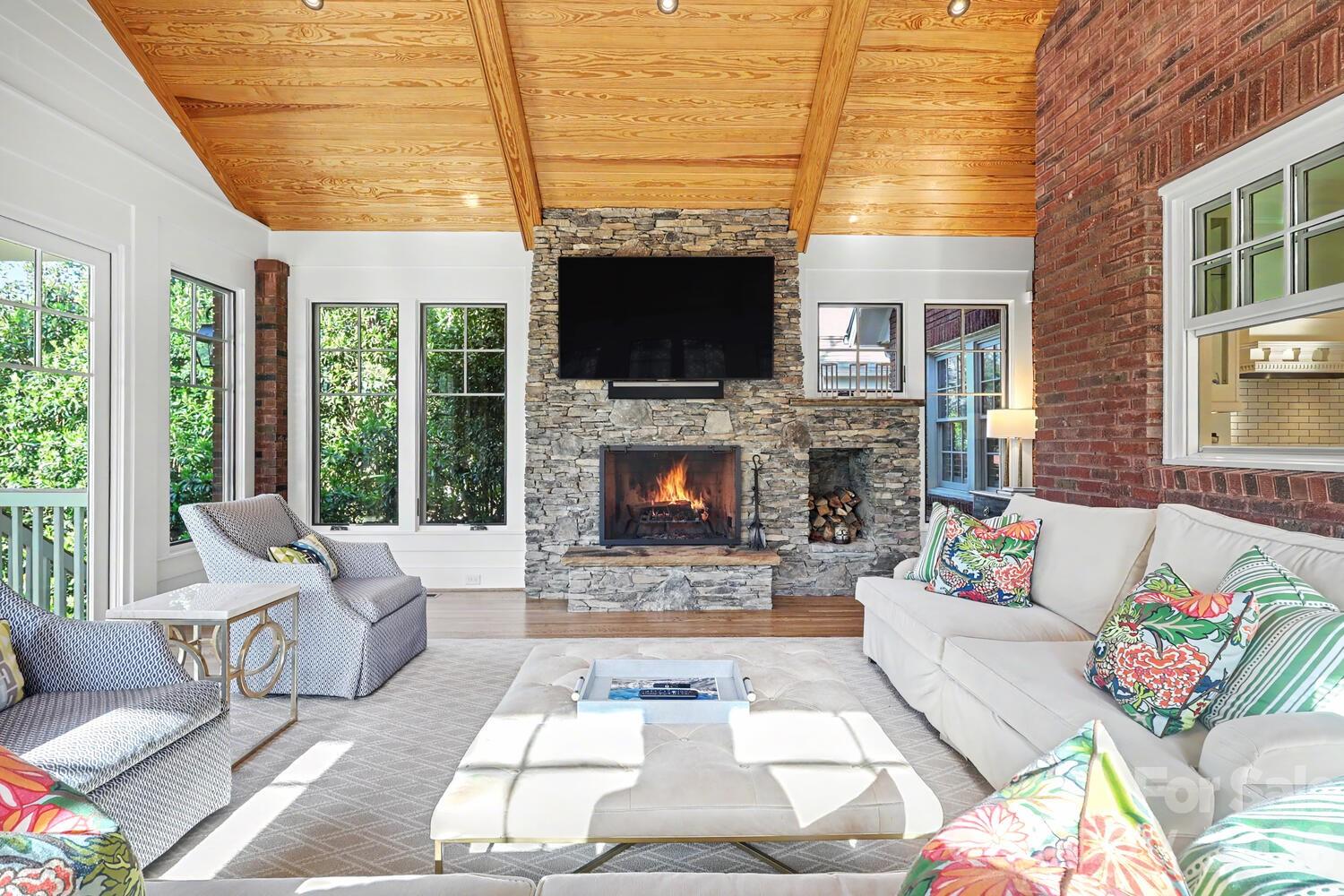 2317 Charlotte Drive Charlotte NC 28203