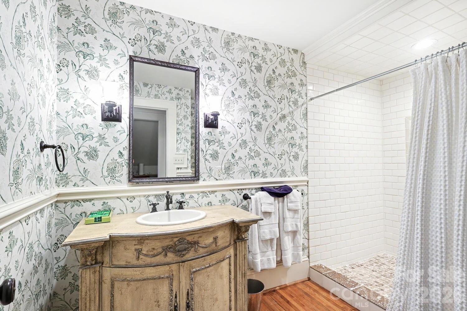 2317 Charlotte Drive Charlotte NC 28203