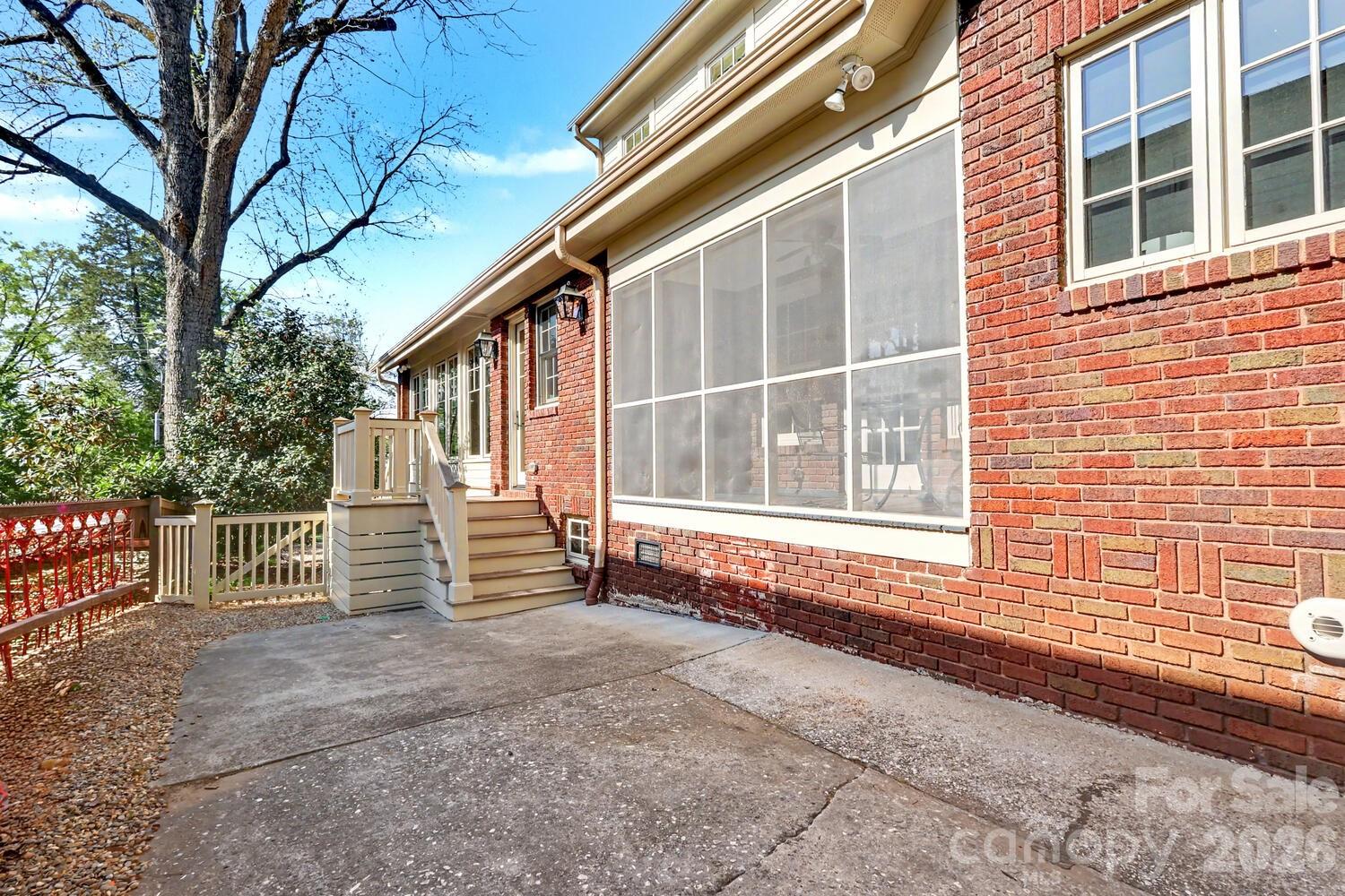 2317 Charlotte Drive Charlotte NC 28203