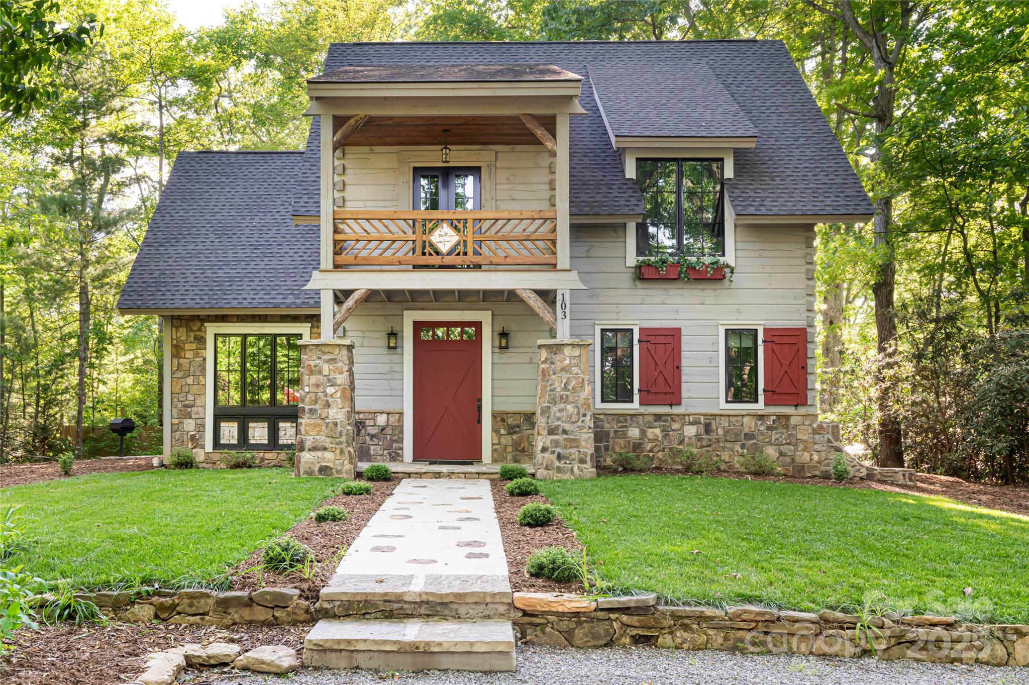 103 Blue Sky Lane Hendersonville NC 28792